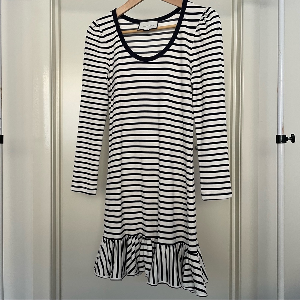 ❌SOLD❌Designer Alexis Shift Dress 🖤🤍Comfy easy to wear NWOT 💖 - Picture 15 of 15